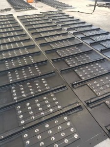 Iron-Separator / Magnet Conveyor Belt